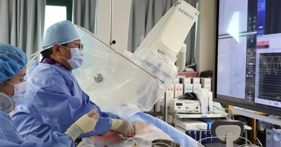 A surgeon conducting a stent procedure